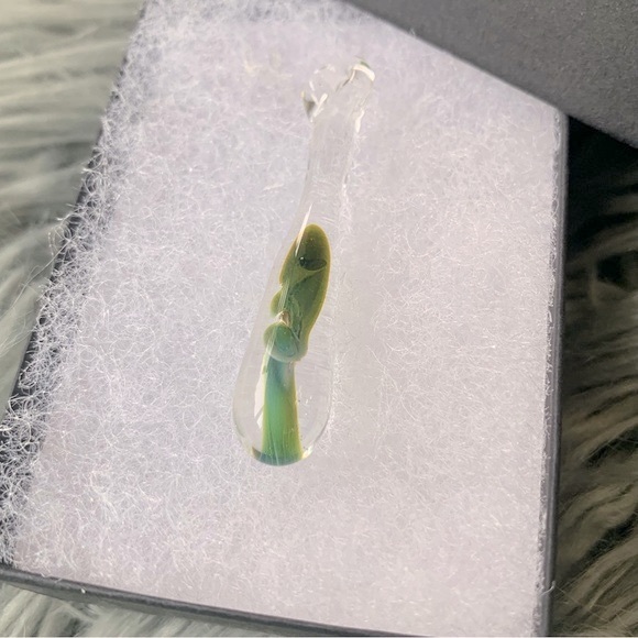 Vintage Hand Blown Glass Pendant with mushroom design - Picture 1 of 6